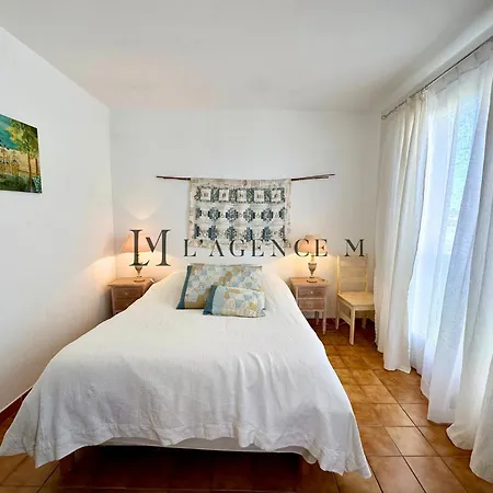Holiday home Maison De Village Typique Bord De Algajola *